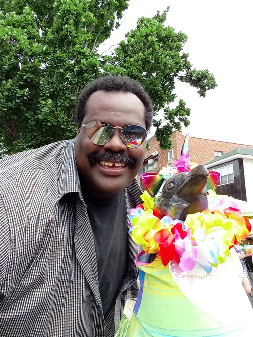 Queens gay pride https://t.co/1xchHnjUBs