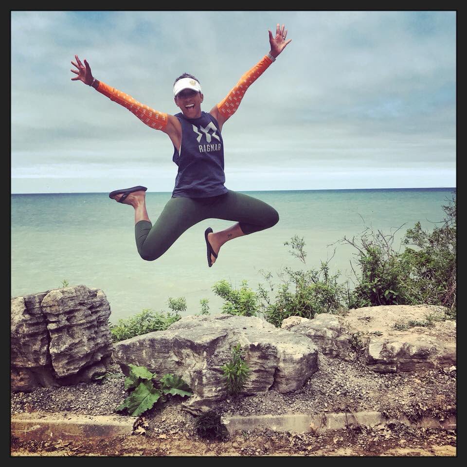 gradydoctor's tweet image. This photo was taken 1 year ago today. I’d just finished my final leg on a 200 mile relay with 11 other badass moms over 40. Reminds me of what impossible tasks can be crushed in teams when we each give our best run. Motivates me in all aspects of my life. 💪🏽#iammyownGOALS