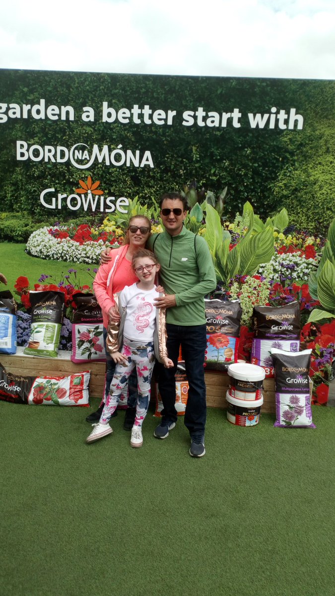 MarkyDub's tweet photo. Having a great day. Thankyou Conor @GrowiseGarden for a great day. Family had a ball @bloominthepark #Bloom2019 https://t.co/l8UQawZSpF