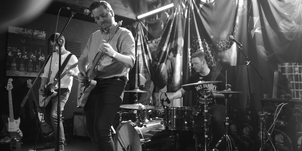 HeardNotHerd1's tweet image. Great night of live music at @PJMolloys #Dunfermline with @amylouandthemc @kendamaband @JackalsHQ and @SFT_Offic  Quality bands and crackin' music on your doorstep #SupportLocalMusic