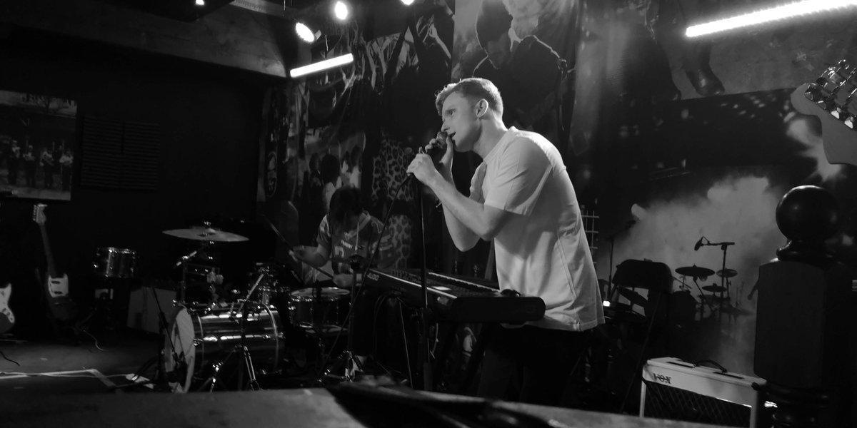 HeardNotHerd1's tweet image. Great night of live music at @PJMolloys #Dunfermline with @amylouandthemc @kendamaband @JackalsHQ and @SFT_Offic  Quality bands and crackin' music on your doorstep #SupportLocalMusic