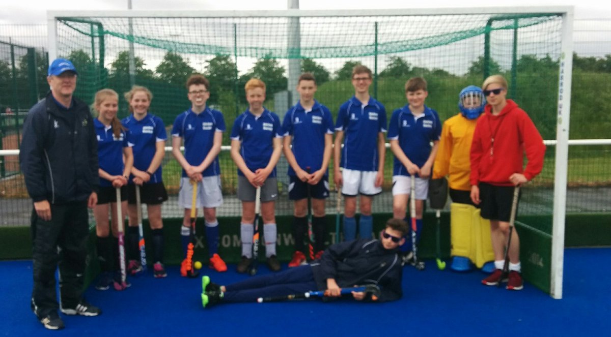 raydonaldson_sw's tweet photo. Thanks @ScottishHockey for a great day out with these cool dudes. #swhc #u14s #hockey #stirling #teamwork ๐๐๐บ @SW_Hockey_Club https://t.co/Nj7p3fVSDb