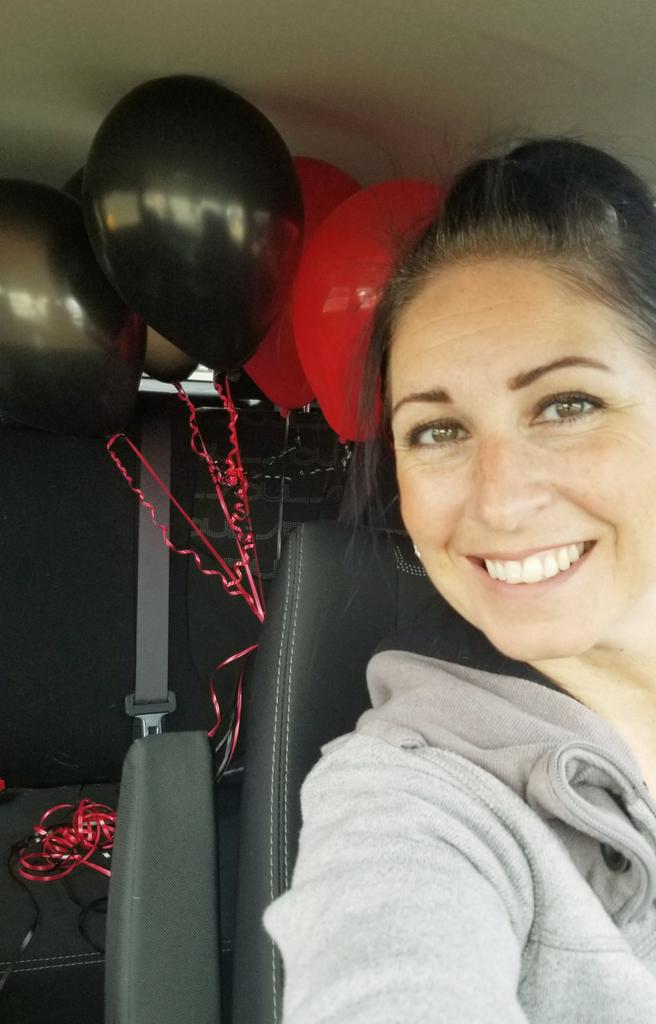 CindyGrantNL's tweet photo. @getgutsycanada @CCEasternAvalon 
Red &amp; Black Balloons Makes A Gutsy Celebration More Awesome❤🖤❤
#GutsyWalk #gutsywalk2019 
#YYT #ColitisSurvivor 💩 https://t.co/BbSSqf7ww7