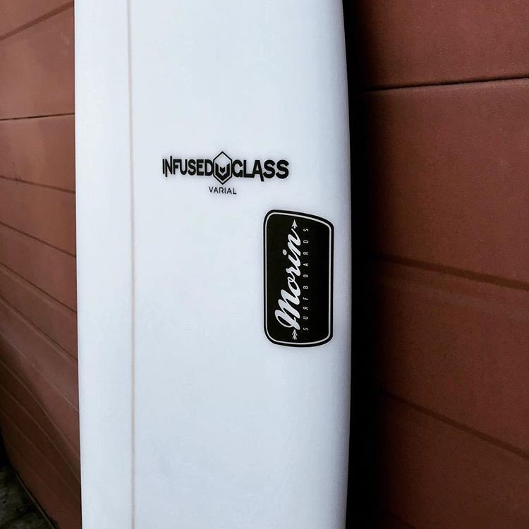 Varial_Surf's tweet image. We developed and perfected Infused Glass to work on both Varial Foam and PU cores.  It&apos;s great to be able to offer a technology that is applicable to all board building methods. @morinsurfboards #surftechnology #infusedglass