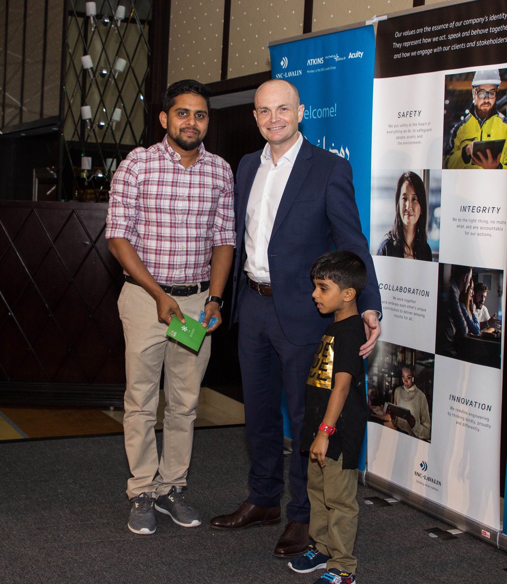 GrantPorterMEA's tweet photo. Quality time spent with @atkinsglobal team celebrating successes, togetherness and family. Congrats to our champions in the #MiddleEast for receiving the Perfect Service Awards, keep up the great work. Ramadan Kareem! #engineering #design #projectmanagement https://t.co/sEOa1FuZaZ