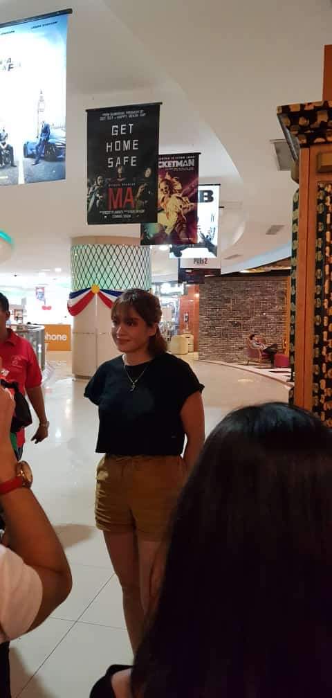 Michelle27deuna's tweet photo. #FindingYouWeekend Thank you @itsJaneOineza galing mo naman talaga sakit lang sa puso yong ending asang asa ako eh ginalingan mo naman kasi talaga eh bakit ganon??? Salamat din @noemioineza super bait mo din like ate talaga... https://t.co/bnilJqYhIN