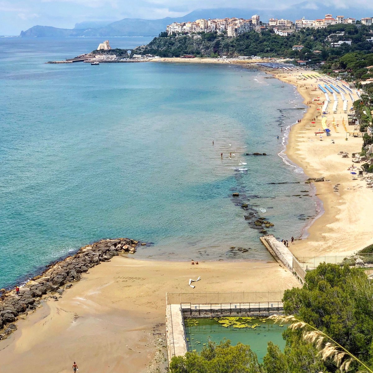 Il #2giugno 🇮🇹🐬☀️ #sperlonga <a href="/CNNTravel/">CNN Travel</a> <a href="/3BMeteo/">3B Meteo</a> <a href="/SkyscannerIT/">Skyscanner Italia</a> <a href="/eborghicom/">e-borghi</a> @ClaudioCobiani <a href="/lucarallo/">Luca Rallo</a> <a href="/RicciManuela/">PONZAedintorni</a> <a href="/josephmaric/">Joseph Maric</a> @demeosindaco <a href="/tesoridellazio/">Tesori del Lazio</a> <a href="/siviaggia/">SiViaggia</a> <a href="/Europarl_IT/">Parlamento europeo</a> <a href="/BeautyfromItaly/">BEAUTY FROM ITALY</a> <a href="/SeaWatchItaly/">Sea-Watch Italy</a> <a href="/dcq_italia/">DCQItalia 🇮🇹</a>