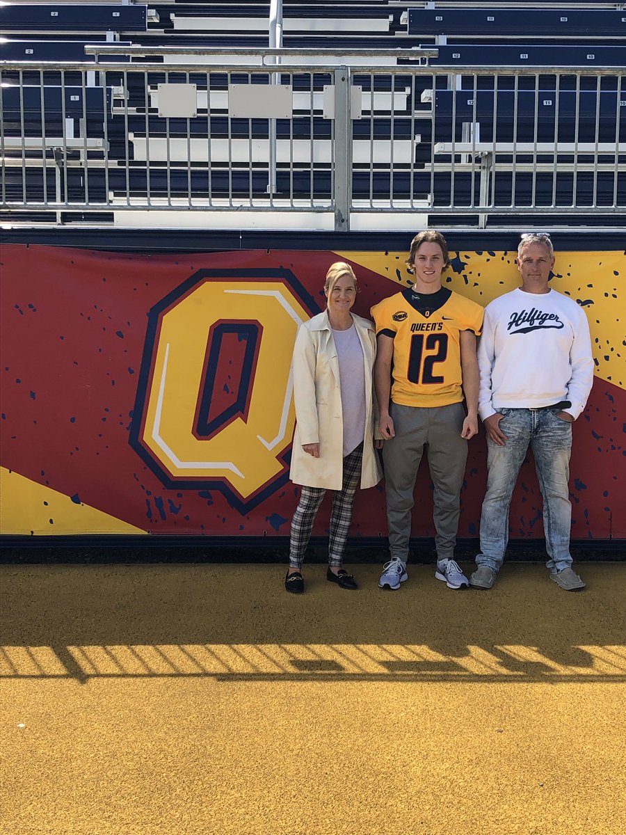 Thank you @Queens_Football @SteveSnyderQ @CoachNezQU @bendanger2644 @coachbech and staff for showing me what Queens is all about! I had a great time!