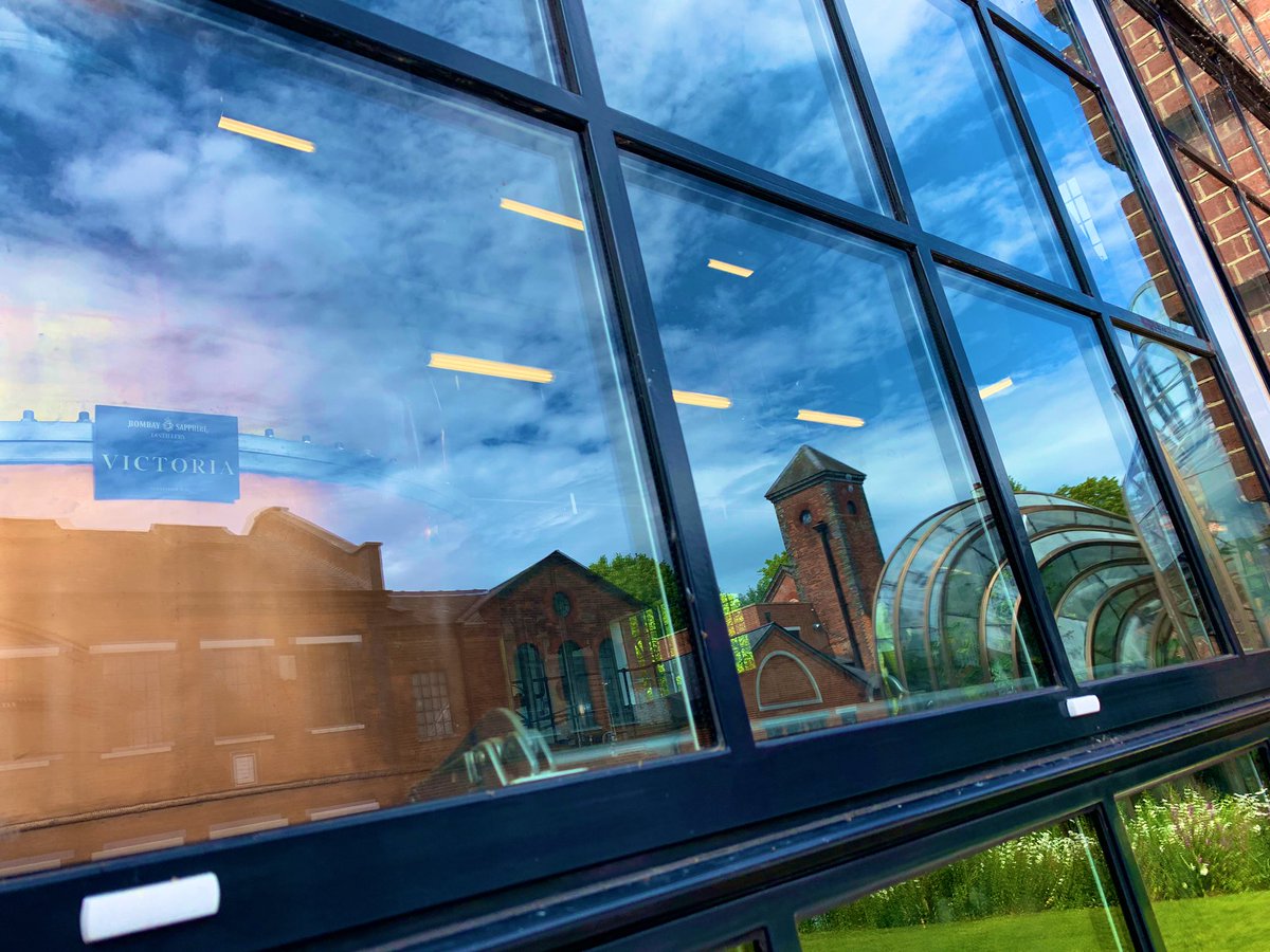 my_nameis_dan's tweet image. Lovely visit to the #BombayDistillery today to see how Gin is made and the history behind it. It’s a beautiful place! 🍸 @BombaySapphireB