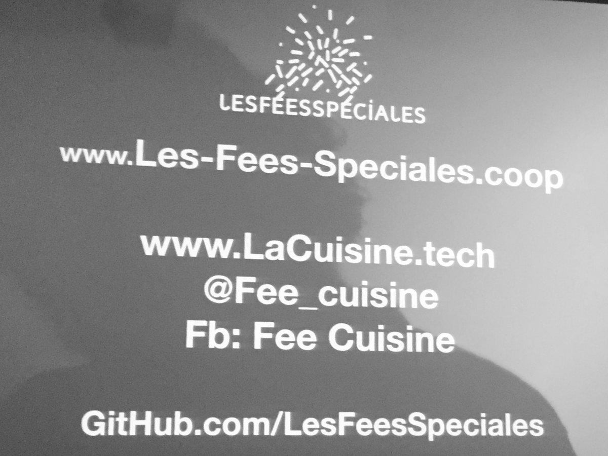 PedroPS's tweet photo. So many great #films and cute #animations presented by @fee_cuisine @LGMeeting! Need to improve my @Synfig skills π€© also got really impressed by the work done using @blender_org #libregraphicsmeeting #lgm19 #floss #libredesign https://t.co/iKgUdKdPn6