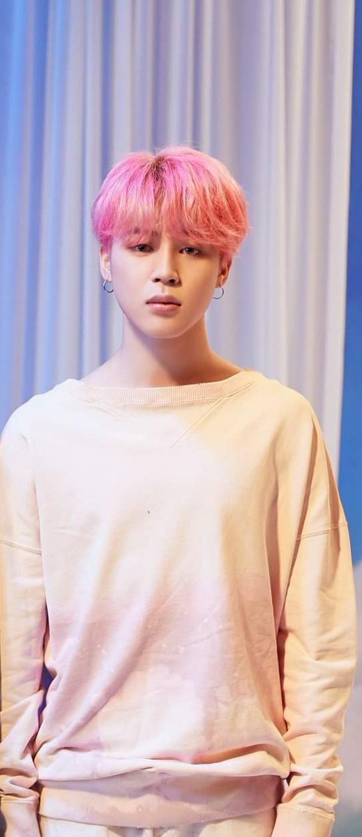 minieposts's tweet image. HAPPY FESTA!!! AAAHHH THESE PICS IM SCREAMING #JIMIN #TAEHYUNG #BTS