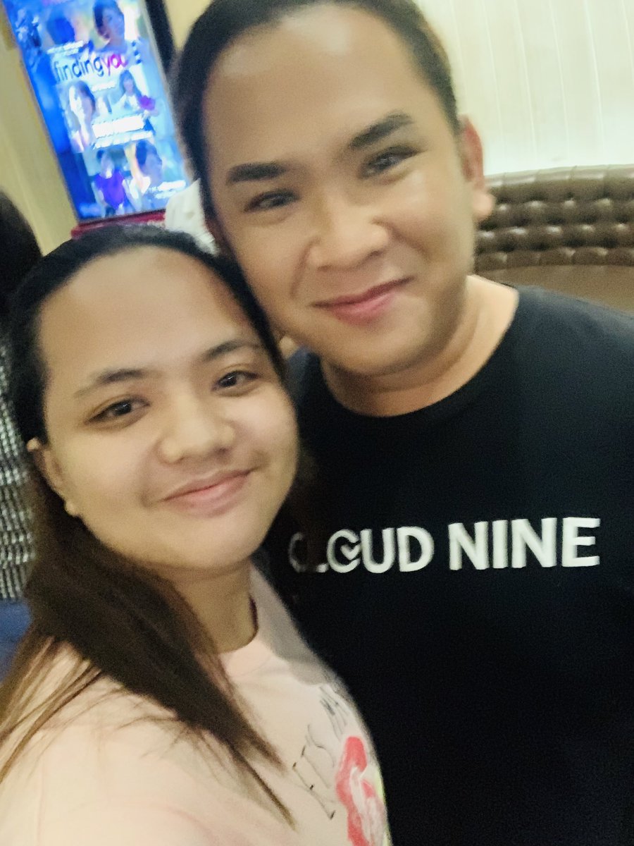 tejano_kath's tweet photo. At nagkita na naman tayo Direk @RighteousLeftst for the 3rd time. π #FindingYou has a story thatβs new and fresh plus it comes from this talented director. No wonder, the outcome is lit. πβ€οΈ Mahusay! π #FindingYouWeekend https://t.co/vHYJKxYahd