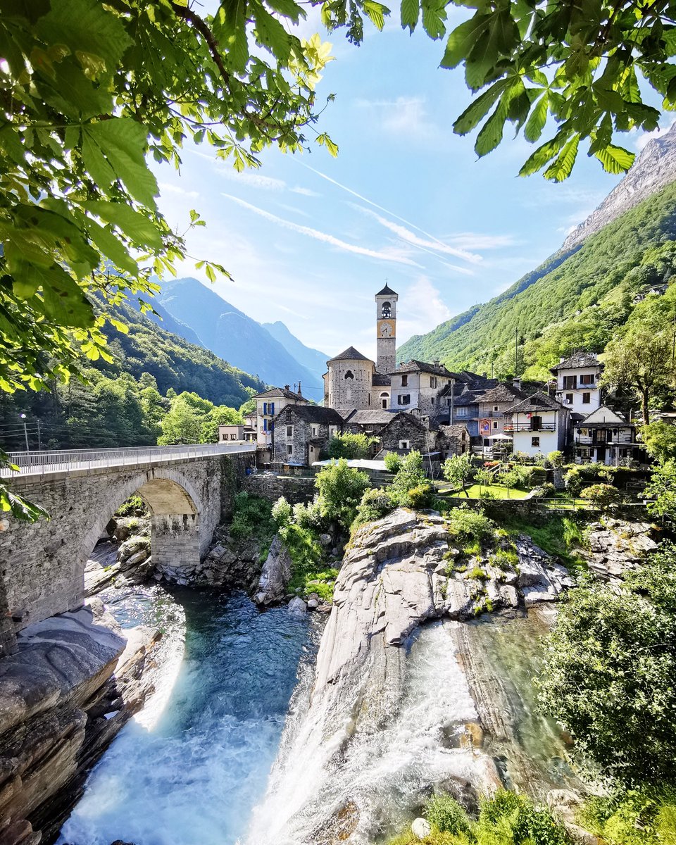 davecodexx's tweet image. 🌿The beautiful village Lavertezzo🌿
#ticinomoments #switzerland #InLoveWithSwitzerland 
instagram.com/p/ByNoYkLouv4/…