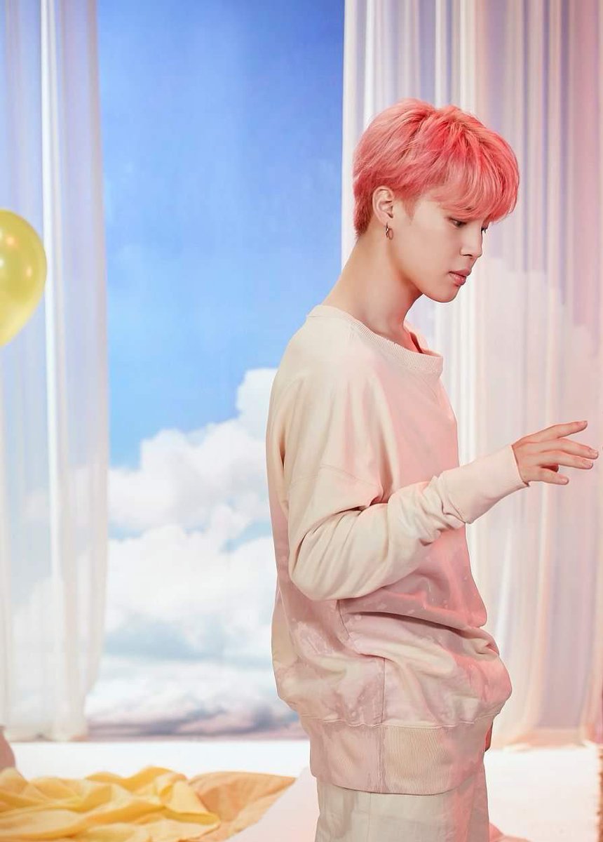 minieposts's tweet image. tiny meets tiny #JIMIN #YOONGI #BTS #YOONMIN