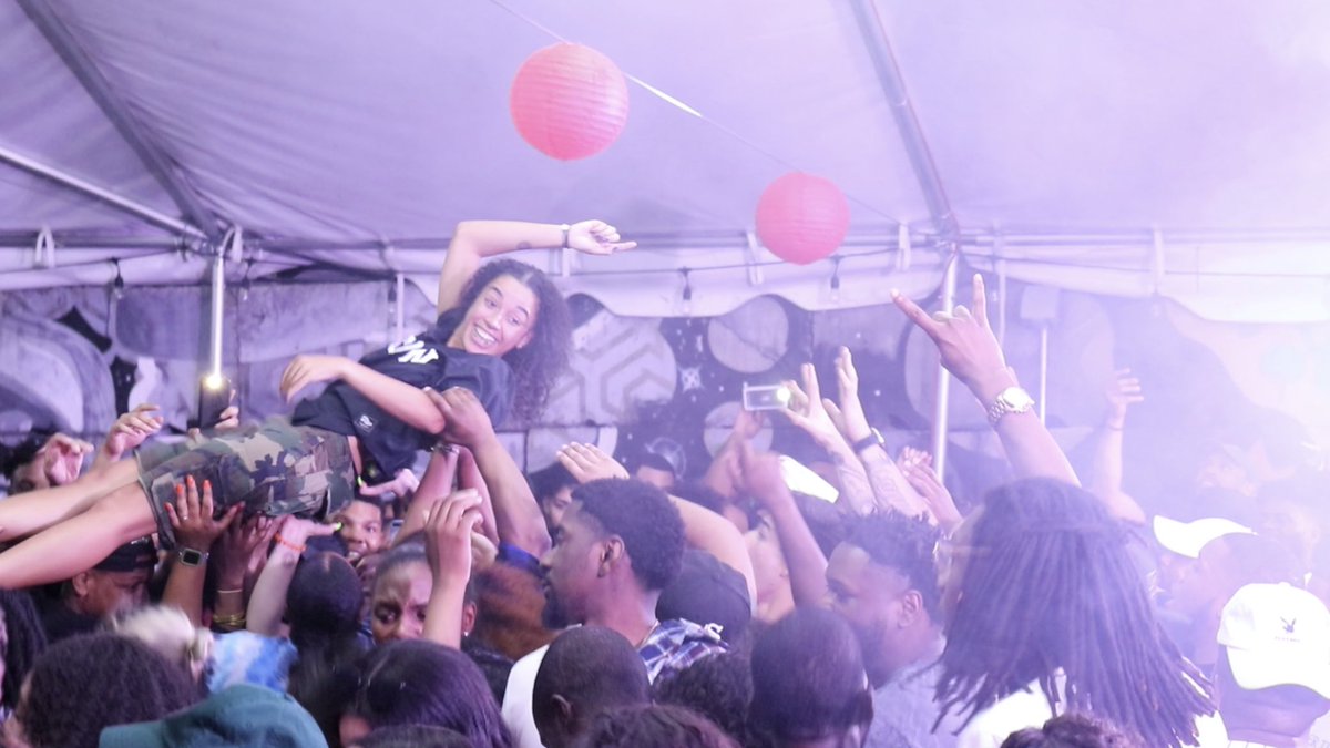 WaveNightlife's tweet photo. @pizzazoonyc brought the Vibes out to @thewellbrooklyn yesterday!!
Where u there?! Let us know!!
#partywithwave #pizzazoo
πππππππππππ https://t.co/gzhKyr3ntt