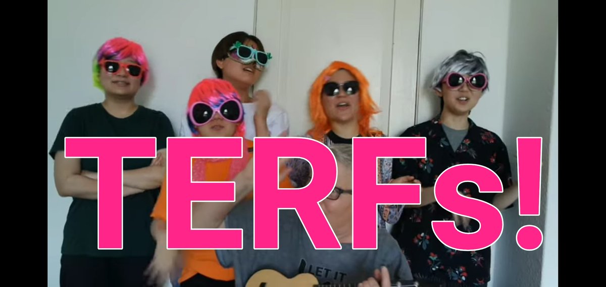 Peachyoghurt_YT's tweet photo. Happy TERFs here today when I met Korean radfems.
Blessed that they came over to meet up with me.
Here's us singing 🎶 Happy to be a TERF �� 
Sing with us. 🤗

@KORADFEM1 

https://t.co/rBNipJDtDb https://t.co/KxELPkVMAC