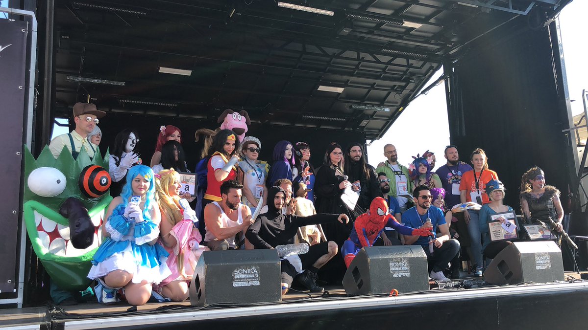 Zoro__90's tweet image. Stupendi 😍😍 #cosplay #cosplayers #bgeek