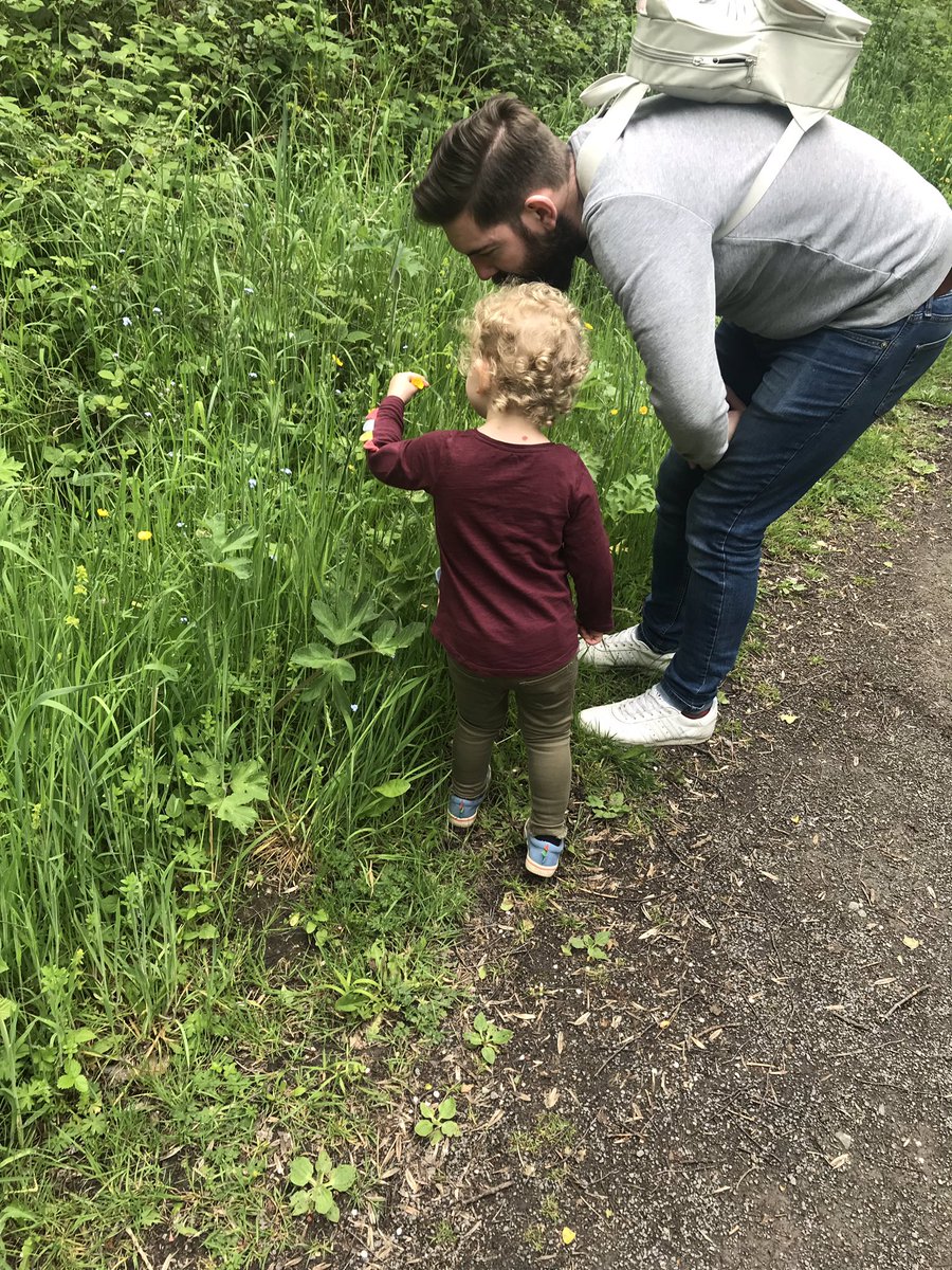 zoehull2012's tweet photo. Our #30dayswild day 2! Visit a Nature Reserve. Find a big stick and smell some wildflowers #superwild #wildchild #durhamwildlifetrust https://t.co/EqhxsFpeD1