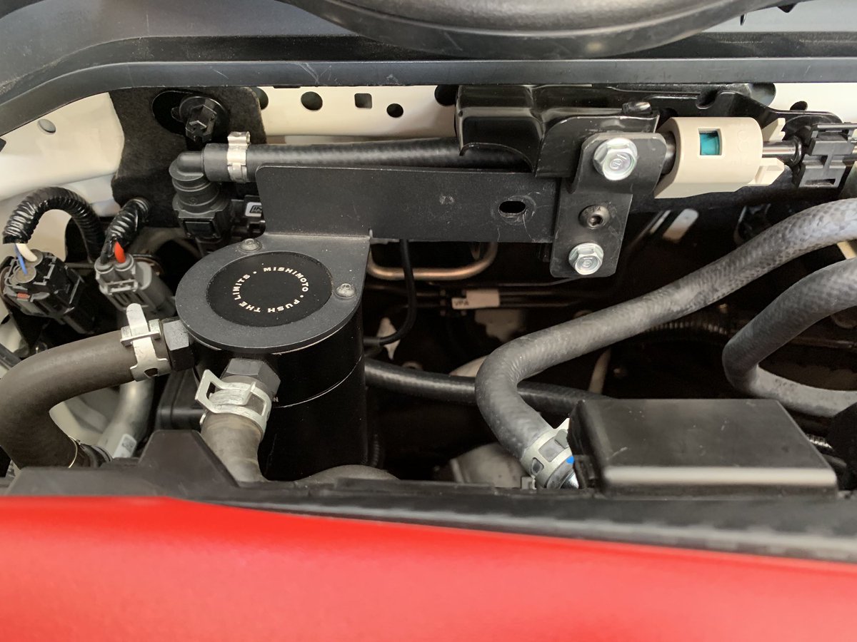 itz_MotoKyoshi's tweet image. When they say you can’t run a flex fuel kit and an oil catch can together, you prove them wrong. #LMTLS #KeepingItAuthentic #CustomizeEverything