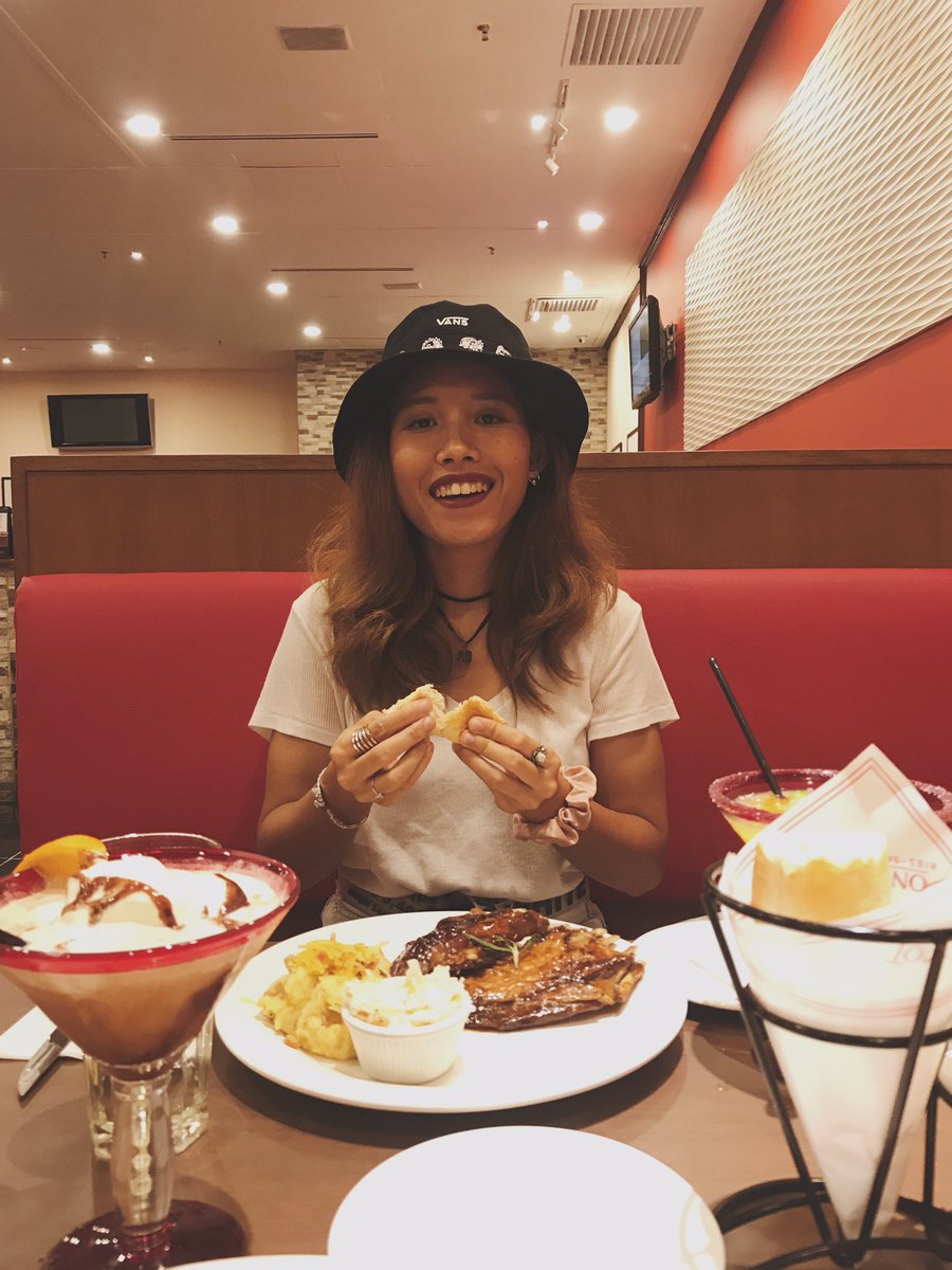 Adillathunder's tweet image. Since these days myself is like a ‘sloth’ , my husband always pick me nice clothes...  so here OOTD styled by my husband :) #pinktbi #brainconcussion I’ve showed some improvement on myself day by day . Don’t give up adilla :D