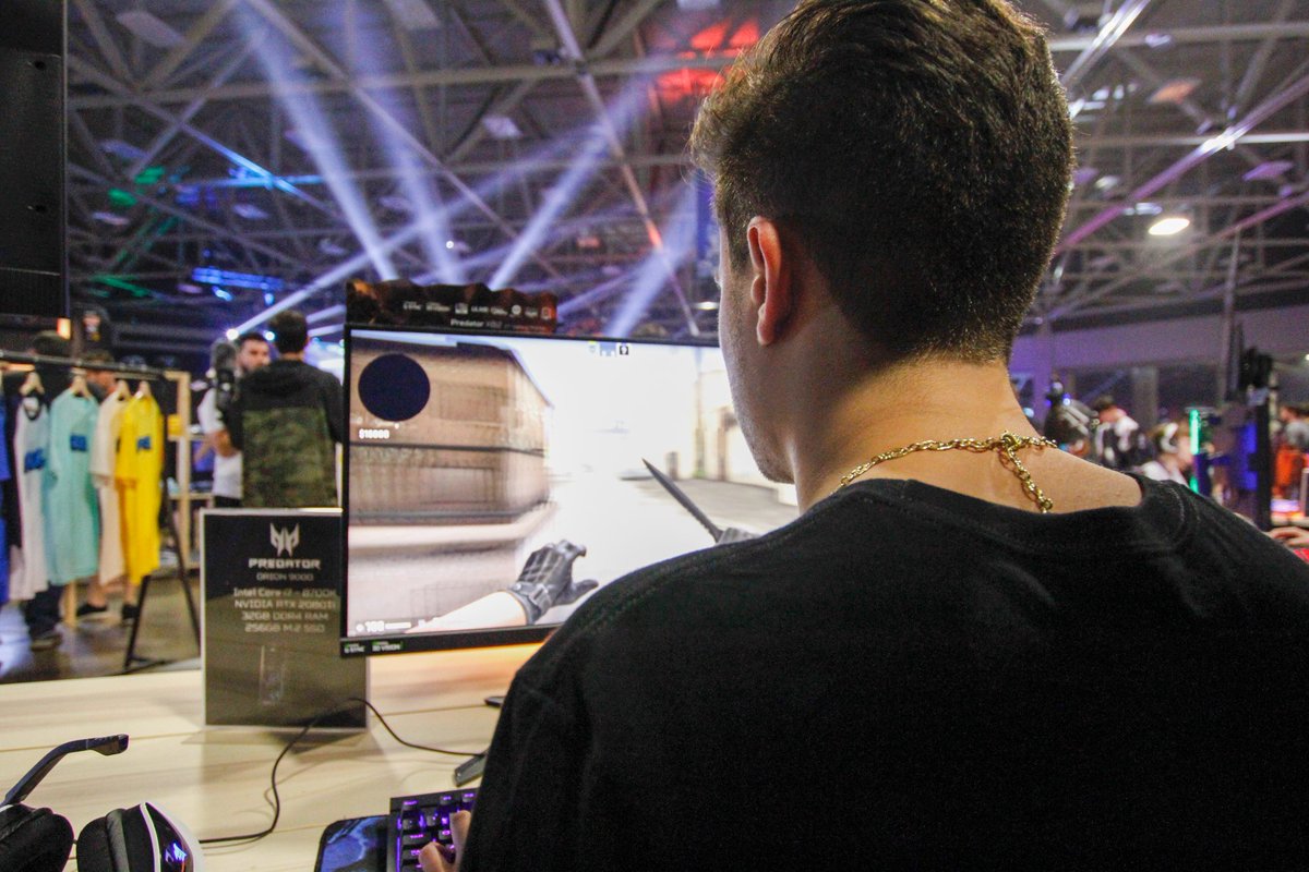 Envy's tweet image. Good Morning #DHDAL19 ☀️

@Predator_USA | #EnvyXPredator