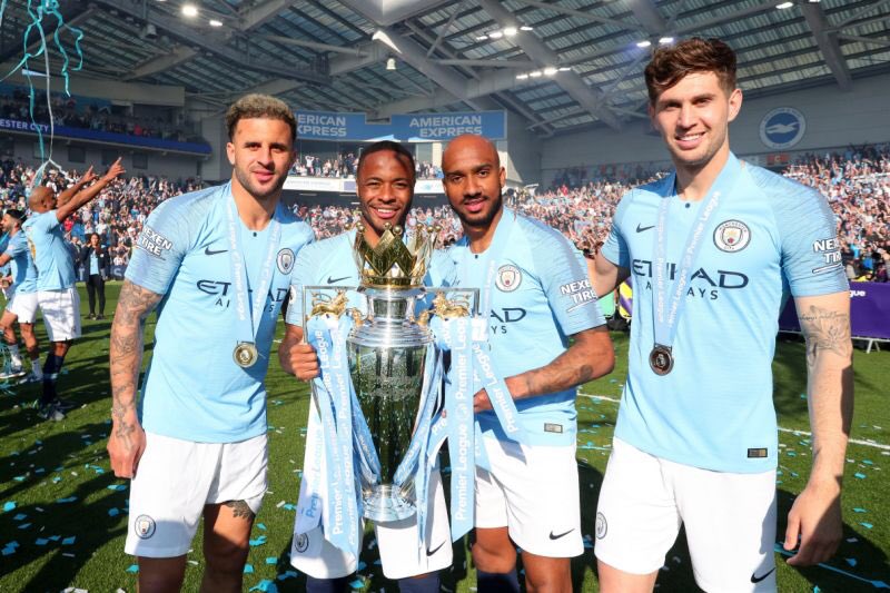 ODDSbible's tweet photo. 🏴󠁧󠁢󠁥󠁮󠁧󠁿 English teams this season:

🏆 Liverpool - Champions League
🏆 Man City - Domestic treble
🏆 Chelsea - Europa League

Meanwhile at Man United... 👀 https://t.co/lUplxslAMn