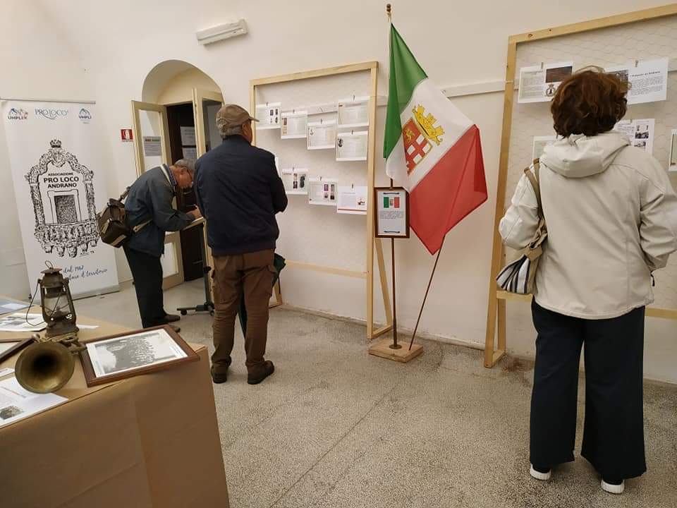 ProlocoAndrano's tweet photo. Pronti per accompagnarvi in questa Giornata Nazionale delle Pro Loco d'Italia #gnpd2019 con la Mostra 'Dalla Grande Guerra alla Repubblica'.
#prolocoandrano Unpli Puglia #2giugno @UnpliPuglia @UNPLI https://t.co/tymCYC4y6Y