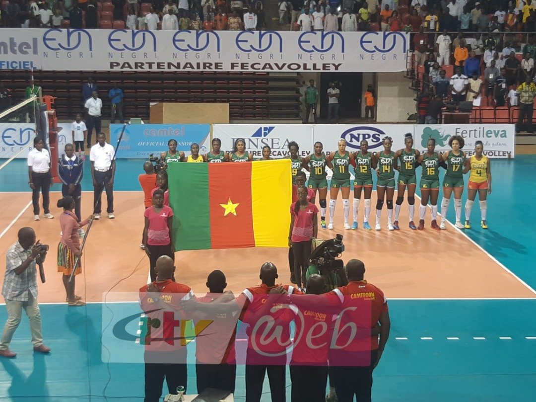 CRTV_web's tweet photo. #CAVB_ZONE4 #CAMEROON #CMRRDC
Kick off of return leg encounter for qualifiers of Women's Africa Games qualifiers at the Yaoundé Multipurpose Sport Complex #Cameroon vs DR #Congo https://t.co/Sl9StfoZUP