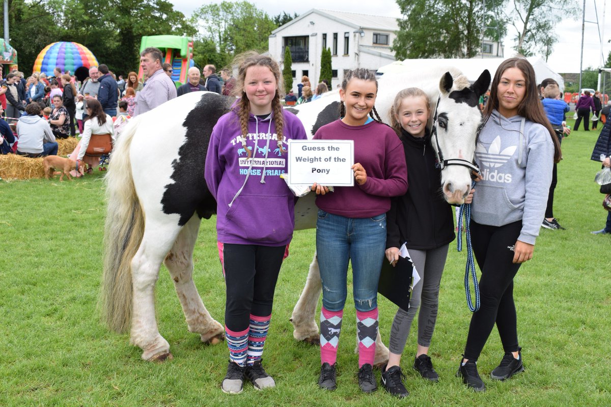 AmberFirstAid's tweet photo. @ballyteaguegfc Turf Footing Championships https://t.co/uGkNgd4tr3