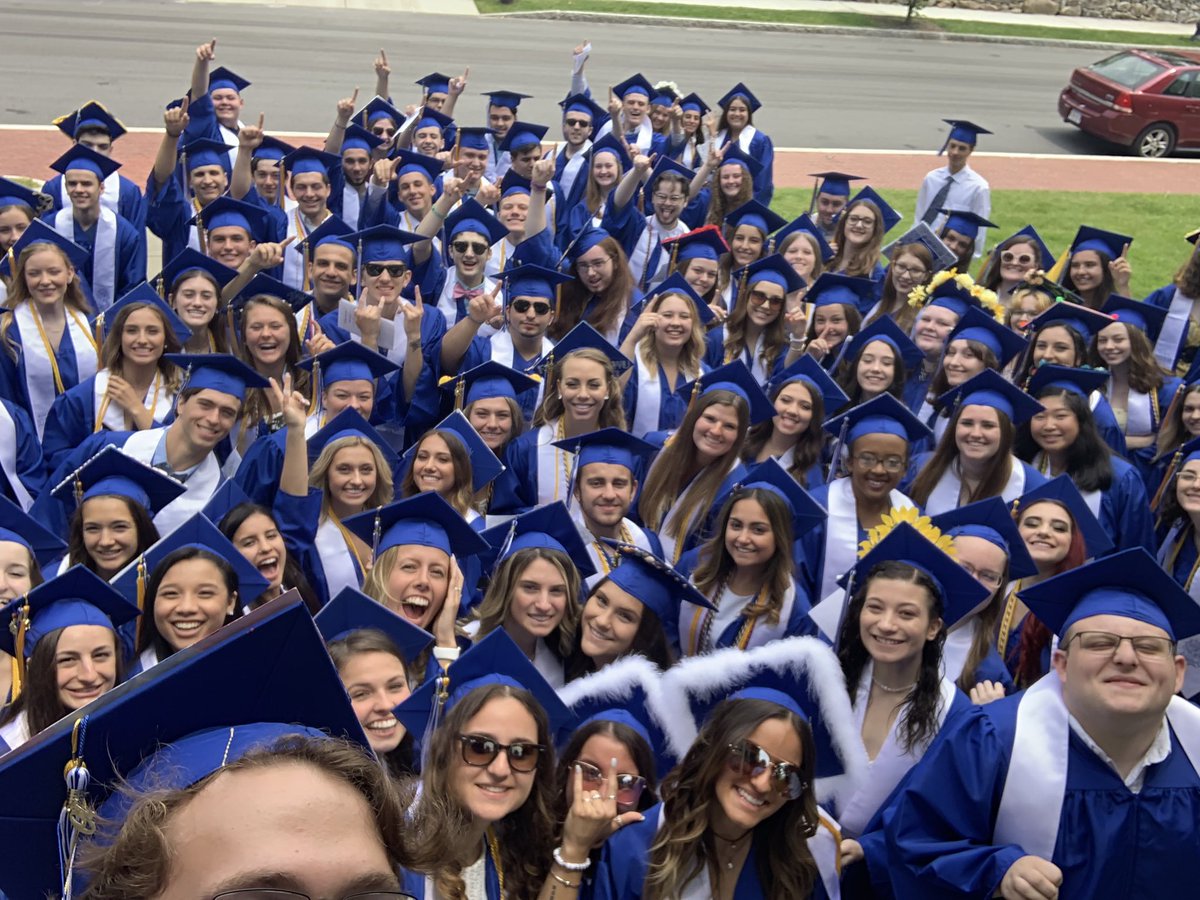45 minutes until we become FHS alum!🔜👩‍🎓