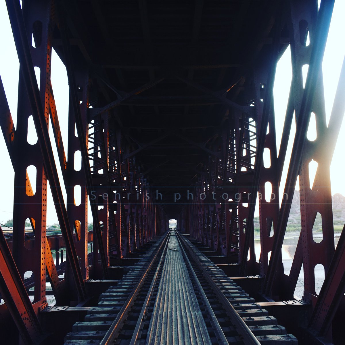 Sehr_Ish4's tweet photo. #bridge #travel #architecture #explore #river #view #railway #track #focus #perfection #nikon #shot #canon #clarity #city #tweetism #photography #branding #summer #click #pakistan https://t.co/nd8JCGgL6R