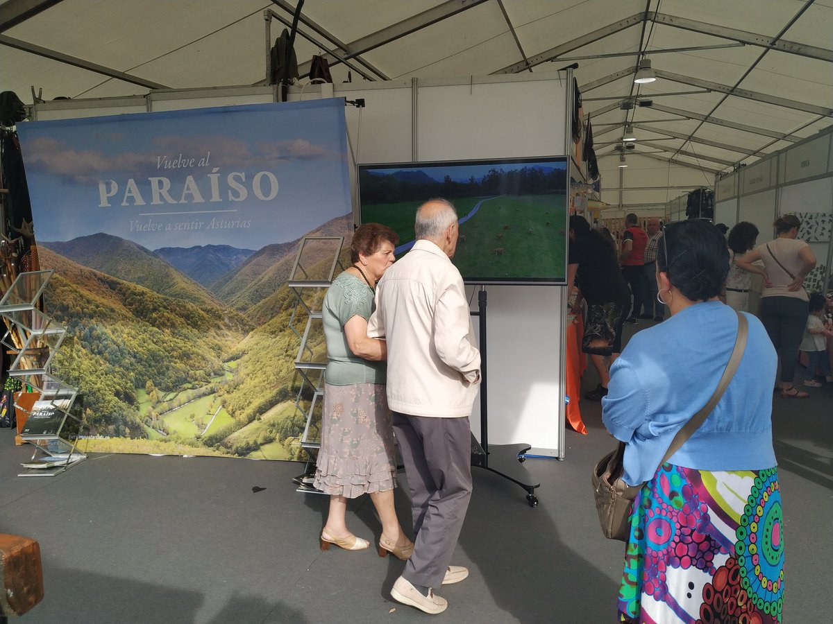 NarceaTurismo's tweet photo. Y seguimos en #Narcenatur19! Aún puedes venir a disfrutar al Prao del Molín! 😊 https://t.co/wkNTCKpOkz