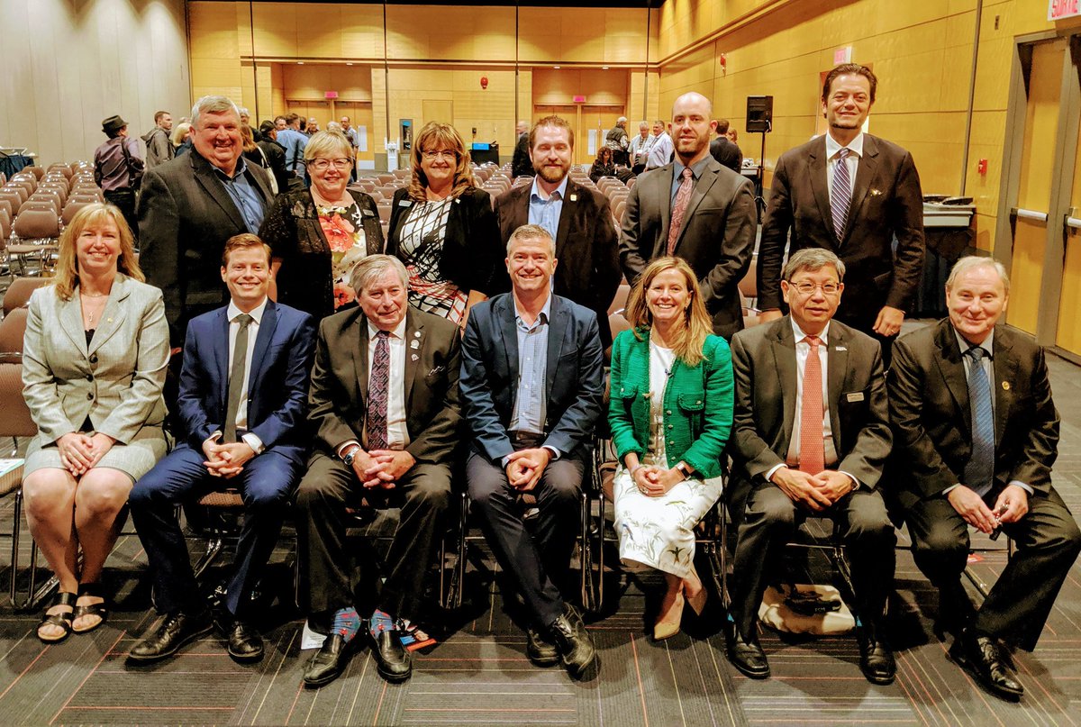 TimTierney's tweet photo. Congratulations to the Newly-elected members of @FCM_online Ontario caucus. I'm humbled and honoured you have selected me again as your chair (and VC Bridge) . https://t.co/wEpN8Ud0sW