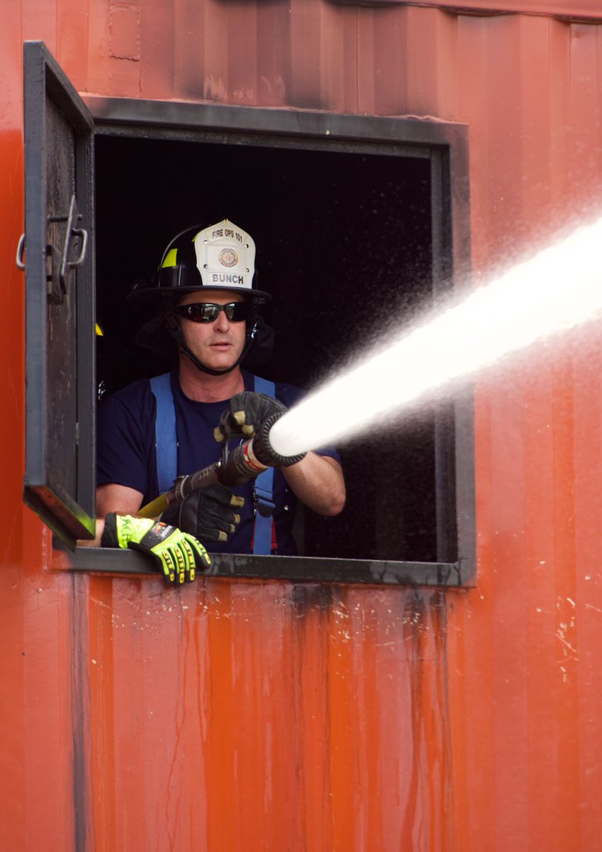 TSAFFNews's tweet image. Congratulations to @FireWoodlands for a great Fire Ops event with elected officials and guests who experienced fire, medical and extrication scenarios, and learned more about line-of-duty injuries and illnesses, such as cancer, and wellness program and behavioral health advances.