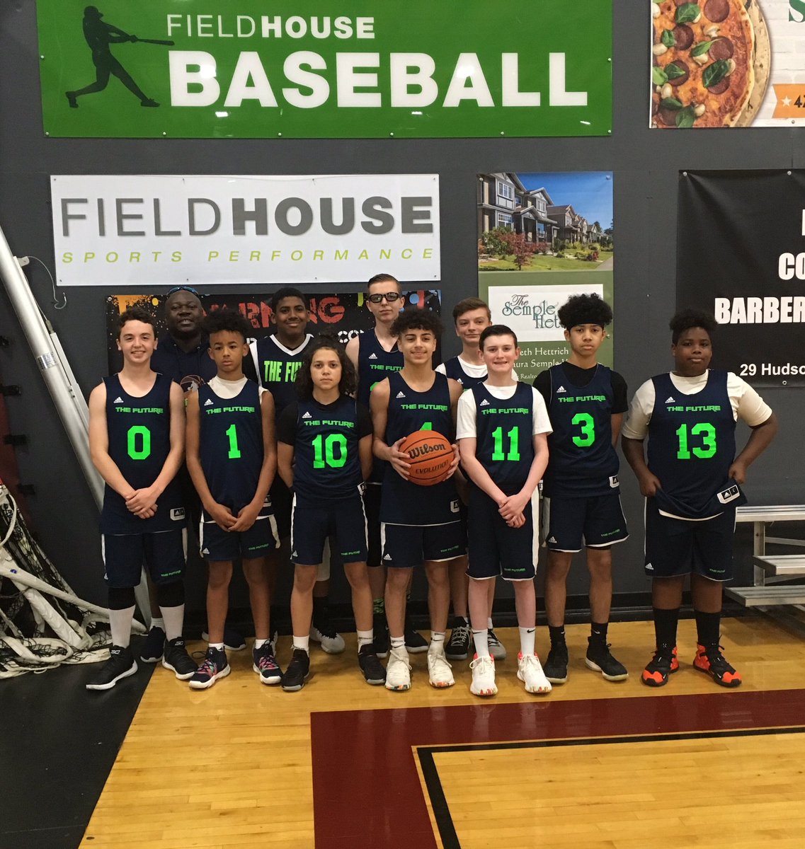 TheFutureHoops's tweet photo. Shout out to our teams who went undefeated in the BSS Tournament ,5th grade boys, 8th boys and the Varsity Boys #Futurestandup 👏 https://t.co/5QCX1qxhz8