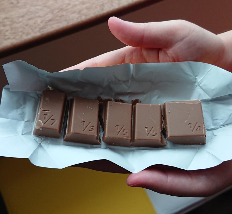 What do you notice? What do you wonder?

#noticeandwonder

Source: reddit.com/r/mildlyintere…