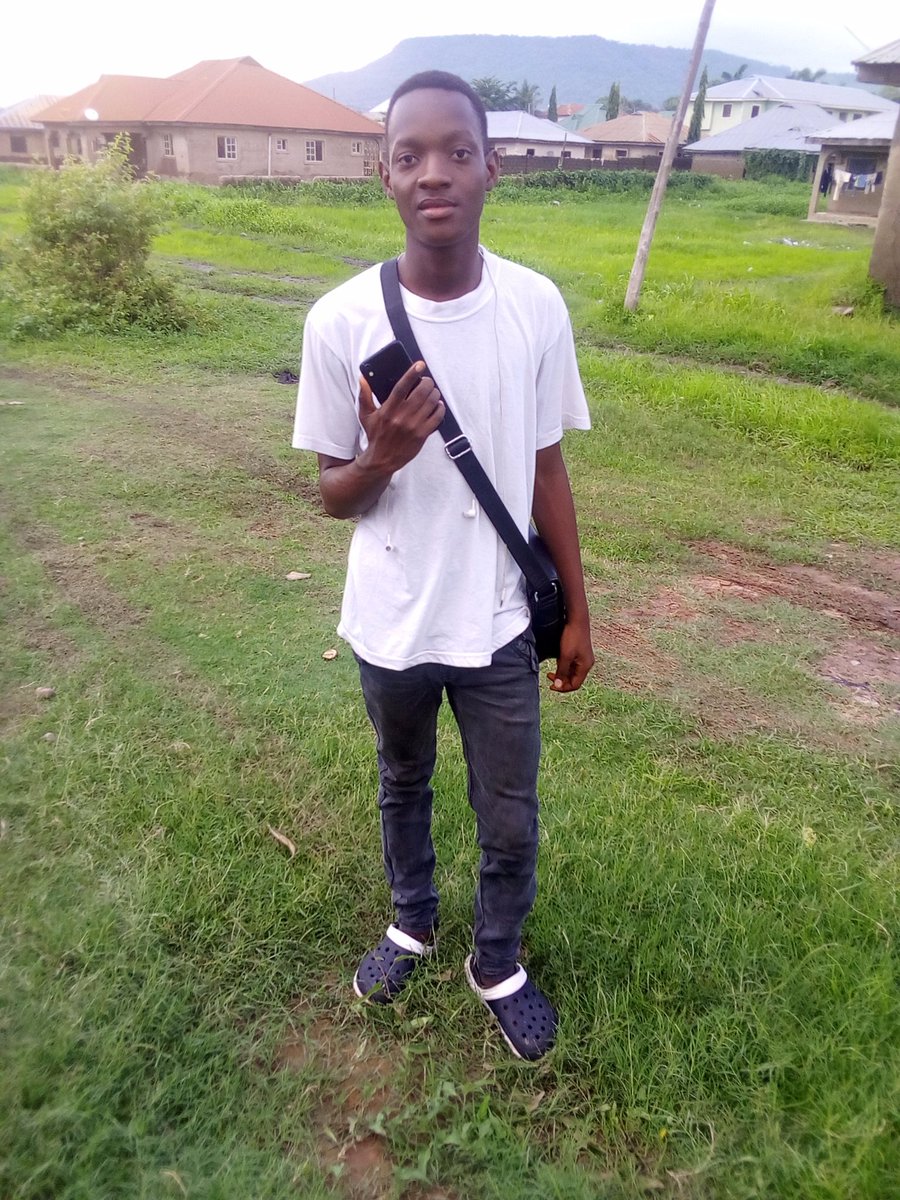majextic's tweet photo. Light skin but a real dark NIGGA😎😎 https://t.co/PVpIlIWFle