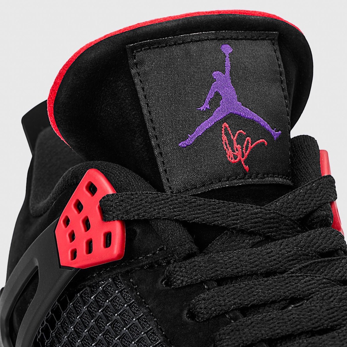 Шнуровка jordan. Nike Air Jordan 4. Nike Air Jordan 4 Raptors. Jordan 4 ovo Raptors. Nike Air Jordan 4 Retro Raptors.