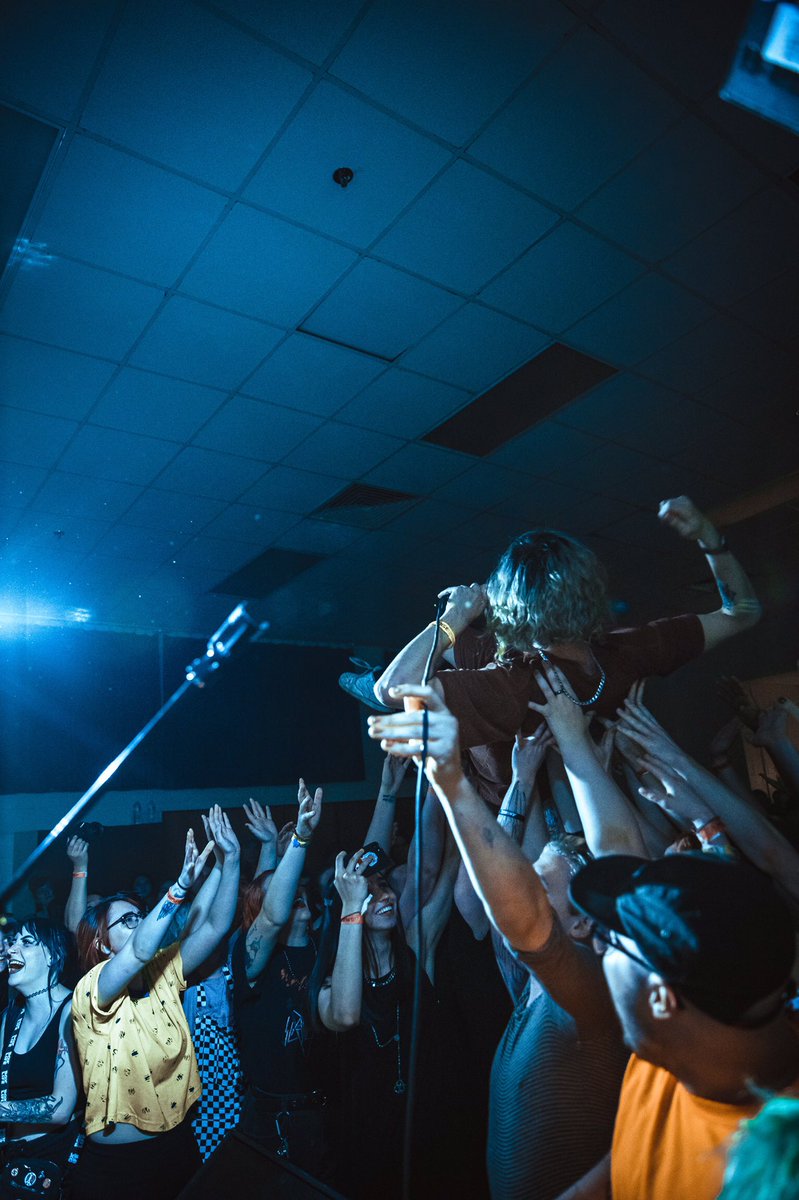 bledfest tweet picture