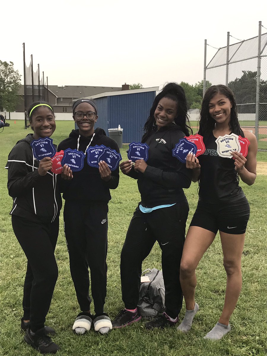 Congratulations girl’s 4x100m relay sectional champions. That’s 5 straight for Nia Stevens.... Their sectional record time of 48.02 puts them at #3 in the state!!!!
#States here we come!!!!