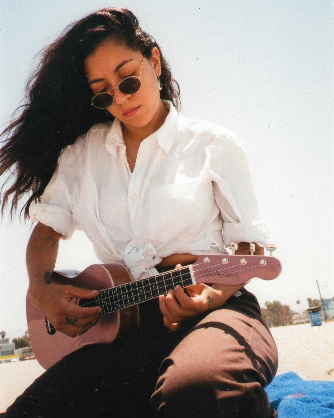 Fender zuma classic concert ukulele deals