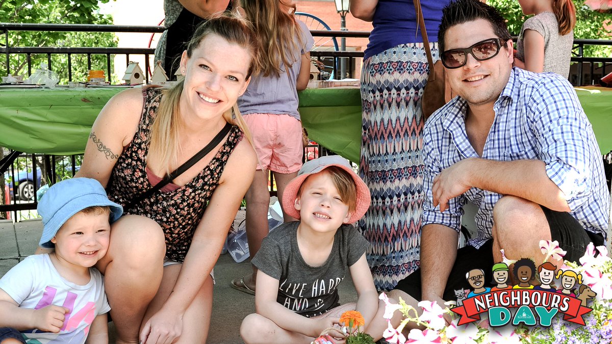 CityKitchener's tweet photo. Have kids? Make sure your family doesn’t miss #NeighboursDay Sat. June 8! Activities will be happening across the city, such as: bouncy castles, face painting, carnival games, swimming &amp; more! What’s happening near you: https://t.co/3Zr0ufSqrV #LoveMyHood https://t.co/rbL4DLAjsi