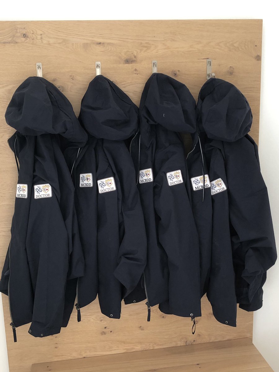 Anesthesioloog's tweet photo. #MCBDD #eventmanager Company MCBDD jackets https://t.co/rXZ5t5svDv