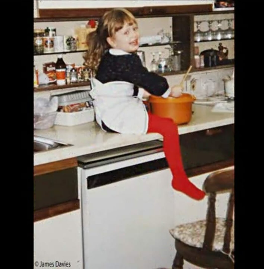 FansClubArgent3's tweet photo. Un #domingo en #buenosaires un poco nostálgico! Qué recuerdos tienen de su niñez?
Te extrañamos @adele
#adele #laurie #blue #adkins #adelelove #adeleadkins #adele25 #adele21 #adele19 #adelequeen #adelefanpage #adeleargentina #adelepasion #oneandonlyfc #oneandonly #fansclub https://t.co/PR0STnizF5