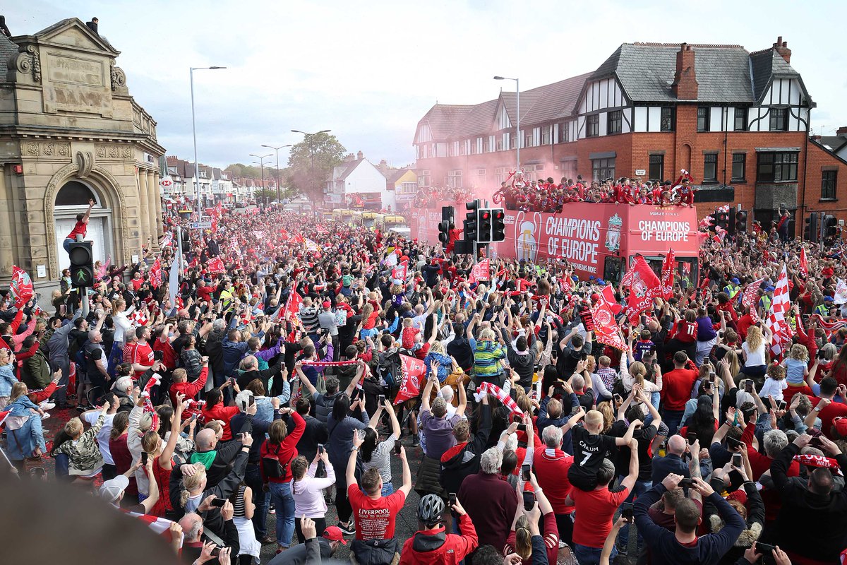 ChampionsLeague's tweet photo. 📸 Wonderful scenes in Liverpool as the European champions returned for their #UCL trophy parade. 🏅🏆🤩 https://t.co/gRjaMqBH5s