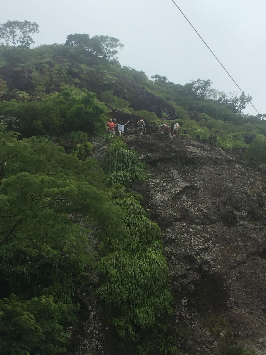 jesuisgerardo's tweet image. Search and Rescue SMEE led by the NHNG and attended by members of the FAES
#interpreter #interpreterlife #interpreterservices  #simultaneousinterpretation  #freelancer #freelancing #hotsauceinterpreters #freelanceinterpreter  #microentrepreneur #ElSalvador