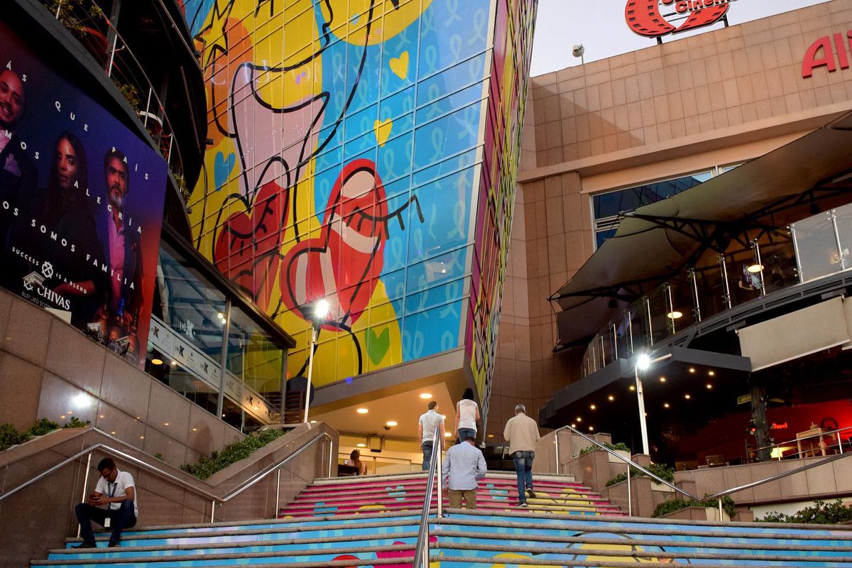 HappyBocaShop's tweet photo. For the past 4 months, #HappyBoca covered with colorful designs the @AcropolisCenter building, thank you @EpsonLatin for giving our creator @AnceliPegrod this opportunity! <3

#epsongranformato #epsonlatinoamerica #imprimeengrande #epsonlatan #happyboca #anceli #ancelipeguero https://t.co/Dl0BWeSyRd