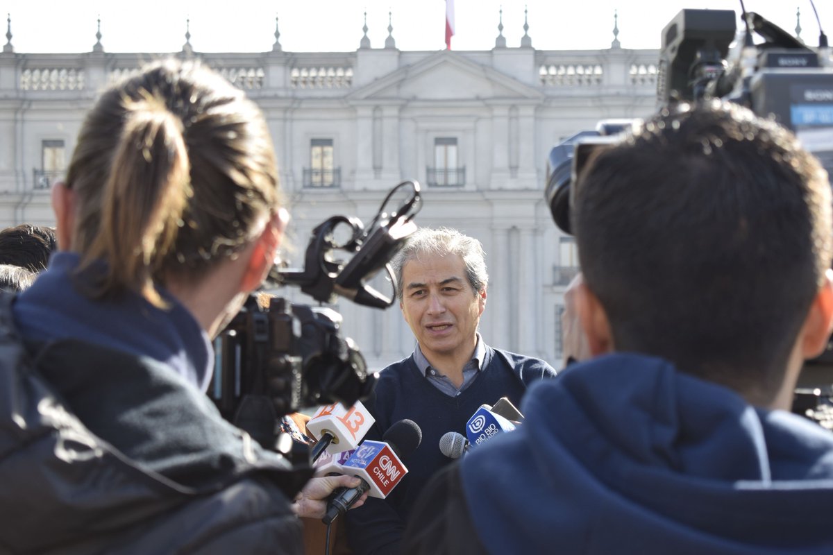 ColegioProfes's tweet photo. LUNES 3 DE JUNIO: EL PARO NACIONAL DOCENTE VA

Dirigentes nacionales del Magisterio confirmaron el comienzo del Paro Nacional de carácter indefinido que realizará el profesorado

Más información en: https://t.co/0d9DB2xcnQ

#FuerzaProfes #ParoDocente #YoApoyoElParoDocente https://t.co/2CmqrOcQJz