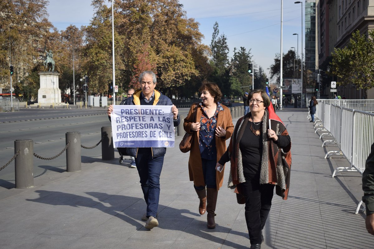 ColegioProfes's tweet photo. LUNES 3 DE JUNIO: EL PARO NACIONAL DOCENTE VA

Dirigentes nacionales del Magisterio confirmaron el comienzo del Paro Nacional de carácter indefinido que realizará el profesorado

Más información en: https://t.co/0d9DB2xcnQ

#FuerzaProfes #ParoDocente #YoApoyoElParoDocente https://t.co/2CmqrOcQJz