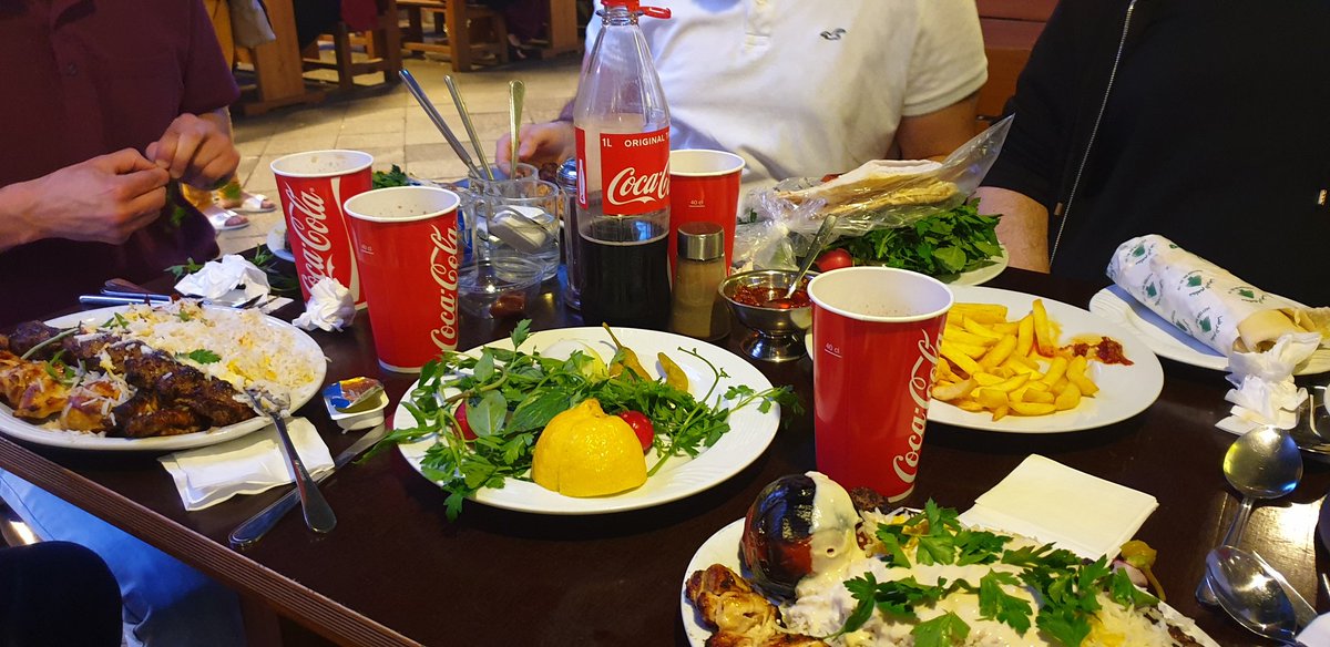 #NichtOhneMeinKopftuch 
#NichtOhneMeinIftar